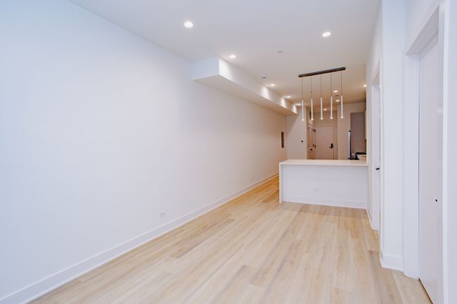 UNIT-404 - 3821 N Ashland Ave, Condo with 1 bedrooms, 1 bathrooms and 1 parking in Chicago IL | Image 5