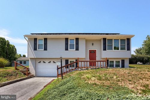 237 Buttonwood Dr, ELIZABETHTOWN, PA, 17022-9736 | Card Image
