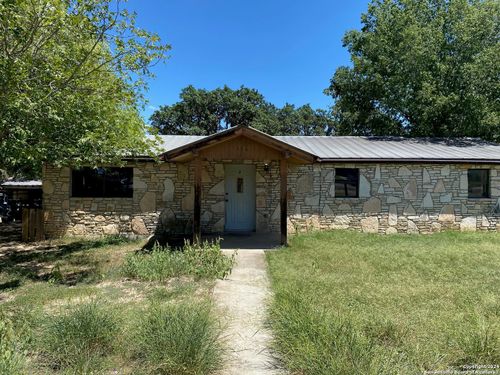 186 Oak Ridge Dr, Center Point, TX, 78010-5515 | Card Image