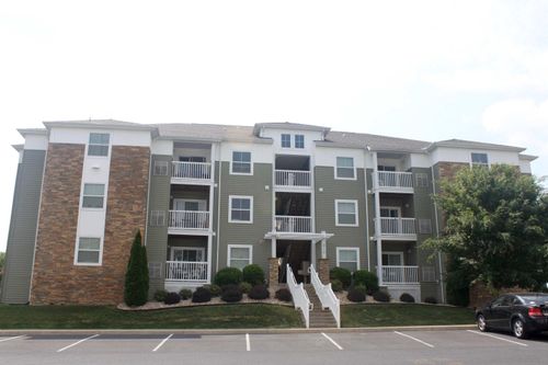 302-515 Davis Mills Dr, Harrisonburg, VA, 22801 | Card Image