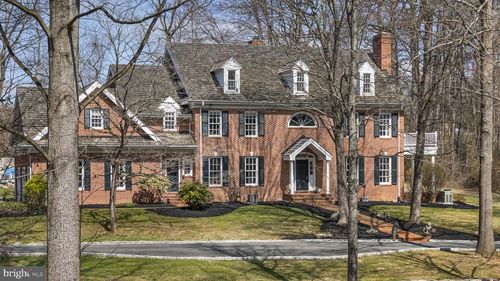 21 Bassett Hunt Ln, GLENMOORE, PA, 19343-1335 | Card Image