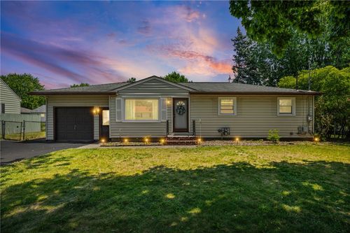 140 Maple Ave, Irondequoit, NY, 14609-1207 | Card Image
