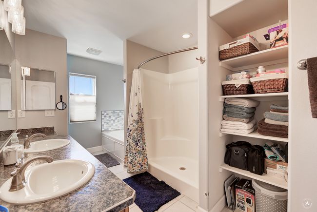 Primary Bathroom ensuite | Image 25