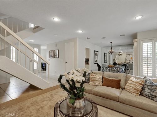 43 Glenhurst, Irvine, CA, 92604-3727 | Card Image