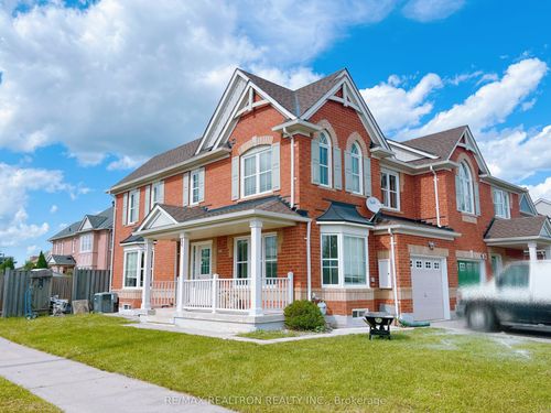 222 Dougherty Cres, Stouffville, ON, L4A0A3 | Card Image