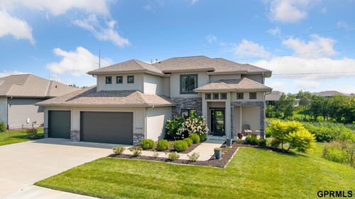 2419 N 187th Ave, Elkhorn, NE, 68022-4542 | Card Image