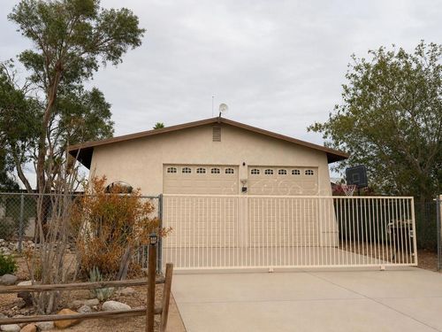 944 Flamingo Ave, Thermal, CA, 92274 | Card Image
