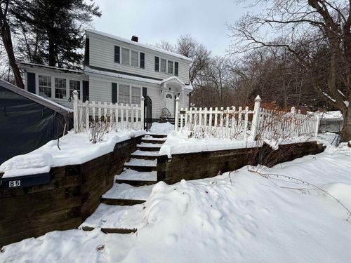 85 Hazel St, Rutland, VT, 05701-2634 | Card Image