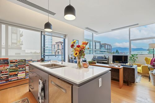 401-1510 W 6th Ave, Vancouver, BC, V6J1R2 | Card Image