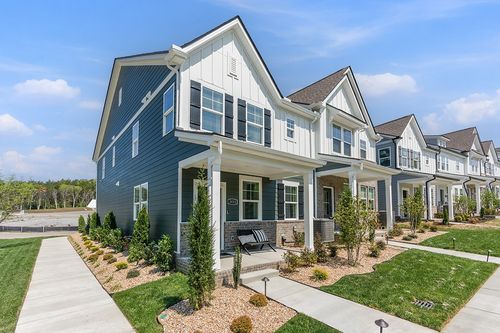 1313 Stubblefield Rd, Nashville, TN, 37218-2005 | Card Image