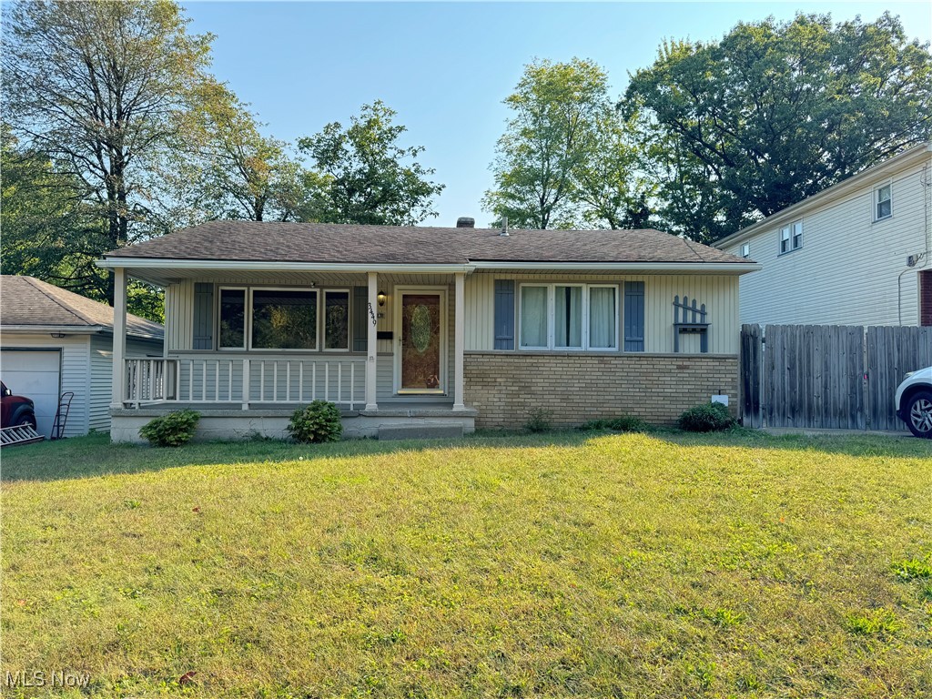 Wayside Dr, Youngstown, OH 44502