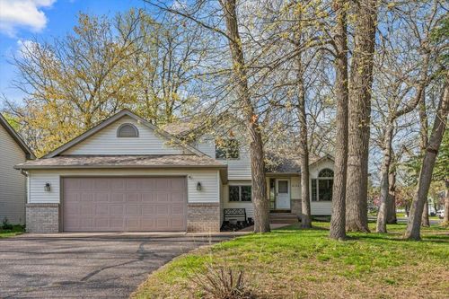 6130 Albert Ln, North Branch, MN, 55056-3303 | Card Image