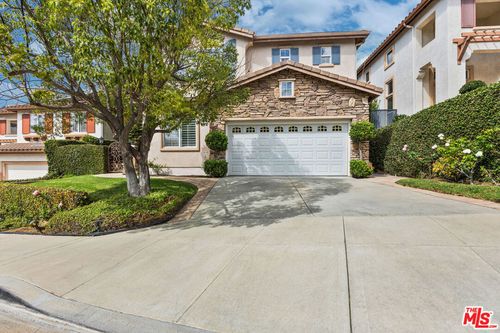 2909 Venezia Ln, Thousand Oaks, CA, 91362-1768 | Card Image