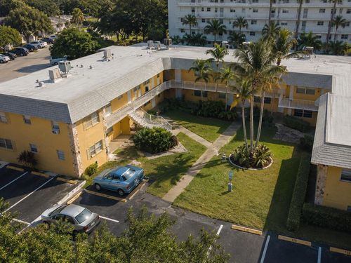110-240 Croton Ave, Lantana, FL, 33462-2942 | Card Image