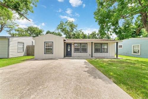507 S Kansas St, La Porte, TX, 77571-5430 | Card Image