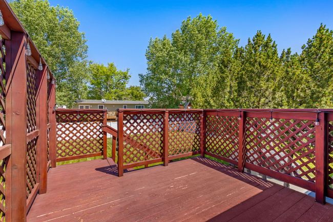 Deck | Image 30