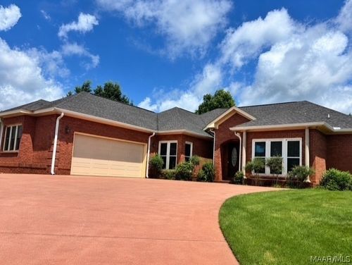 420 White Oak Way, Greenville, AL, 36037-8484 | Card Image