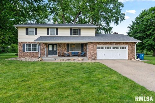 402 Manor Dr, Riverdale, IA, 52722-5730 | Card Image