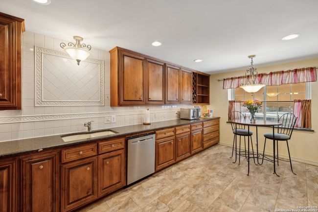 APT-354 - 7500 Callaghan Rd, Condo with 3 bedrooms, 2 bathrooms and null parking in San Antonio TX | Image 22