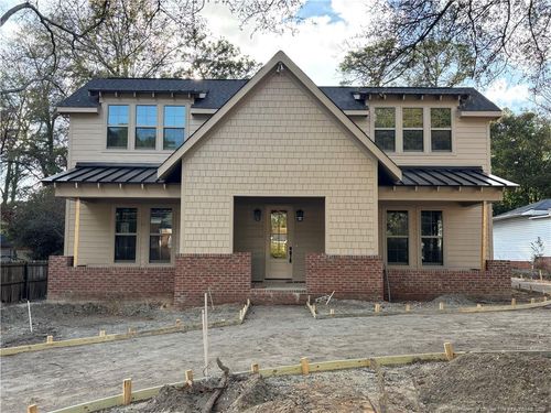 318 Pinecrest Dr, Fayetteville, NC, 28305-4928 | Card Image