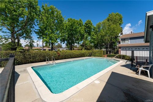 939 W 19th St, Costa Mesa, CA, 92627-4117 | Card Image