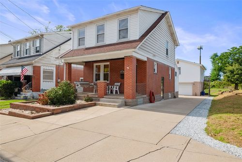 216 Fingal St, Pittsburgh, PA, 15211-1012 | Card Image