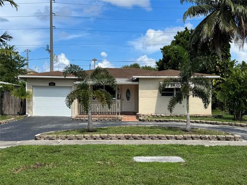 1401 N 31st Rd, Hollywood, FL, 33021-5009 | Card Image