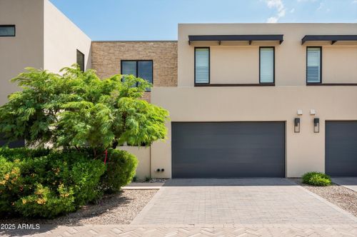 5587 E Edward Ln, Paradise Valley, AZ, 85253-4257 | Card Image