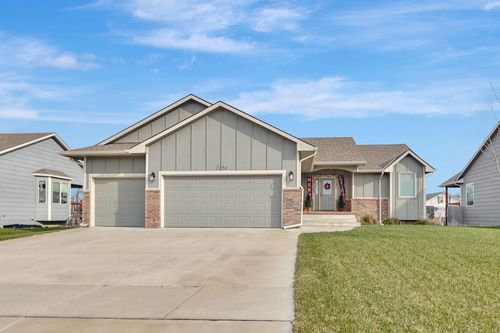 2354 S Chateau St, Wichita, KS, 67207-7600 | Card Image