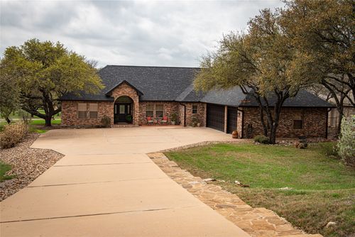 105 Wallace Riddell Dr, Burnet, TX, 78611-3532 | Card Image