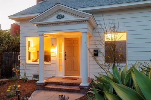 1027 Grant Street, Santa Monica, CA, 90405 | Card Image