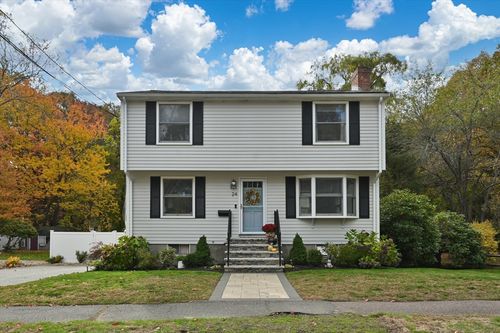 24 Stark Ave, Wakefield, MA, 01880-3716 | Card Image