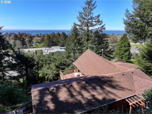 15870 Pelican Bay Dr, Brookings, OR, 97415 | Card Image