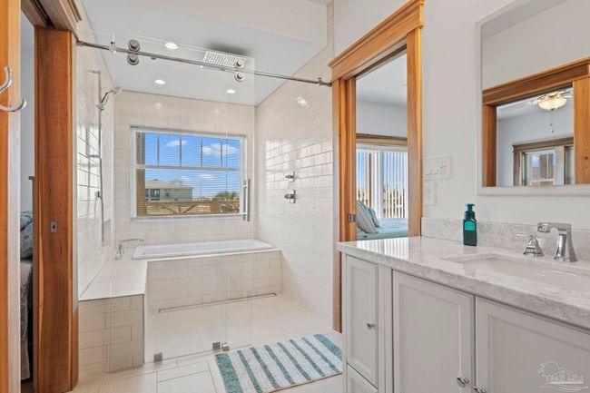 800 Via De Luna Dr, House other with 5 bedrooms, 5 bathrooms and 3 parking in Pensacola Beach FL | Image 34