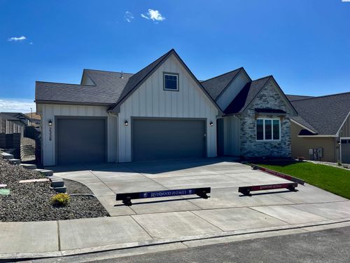 2338 Waterhill Ave, Richland, WA, 99352-5590 | Card Image