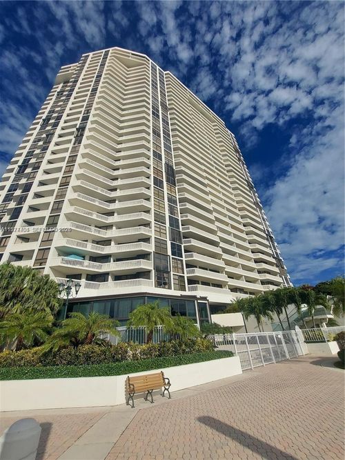 508-1000 W Island Blvd, Aventura, FL, 33160-4941 | Card Image