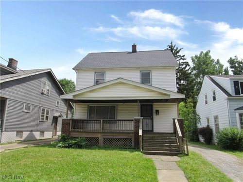 15106 Edgewood Ave, Cleveland, OH, 44128-1138 | Card Image
