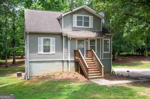 195 Pinewood Dr, Senoia, GA, 30276-1629 | Card Image