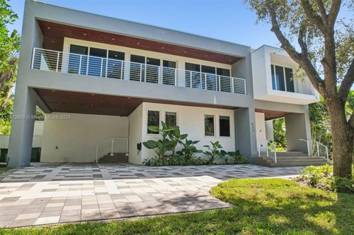 425 Harbor Dr, Key Biscayne, FL, 33149-1704 | Card Image