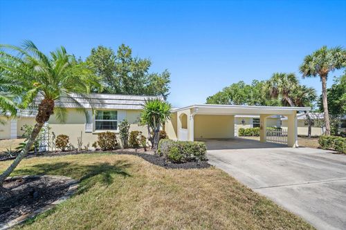 15-5940 Driftwood Ave, SARASOTA, FL, 34231-3108 | Card Image