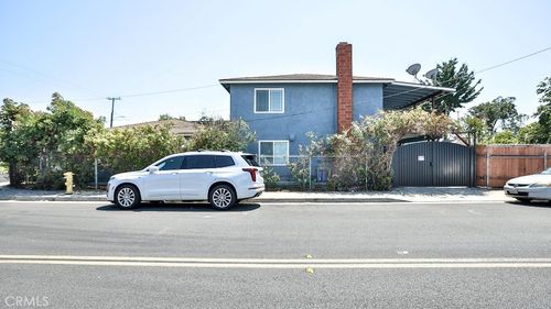 13861 Pine St, Westminster, CA, 92683-3105 | Card Image