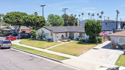 apt-a-8172 Michael Dr, Huntington Beach, CA, 92647-8941 | Card Image
