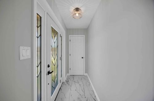 13921 S Manistee Ave, Burnham, IL, 60633-1908 | Card Image