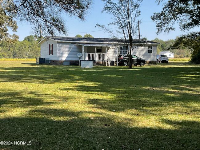 Back Yard | Image 39