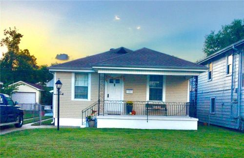 604 Severn Avenue, Metairie, LA, 70001 | Card Image