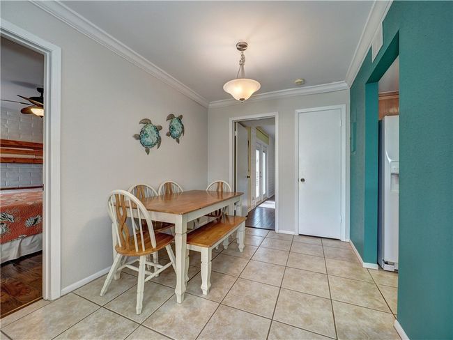 APT-133 - 4901 State Highway 361, Condo with 2 bedrooms, 2 bathrooms and null parking in Port Aransas TX | Image 9