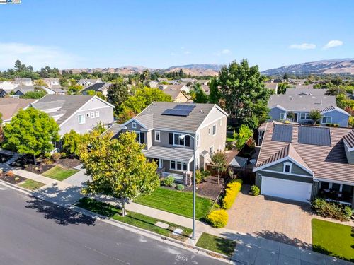 1037 Lexington Way, Livermore, CA, 94550-7160 | Card Image