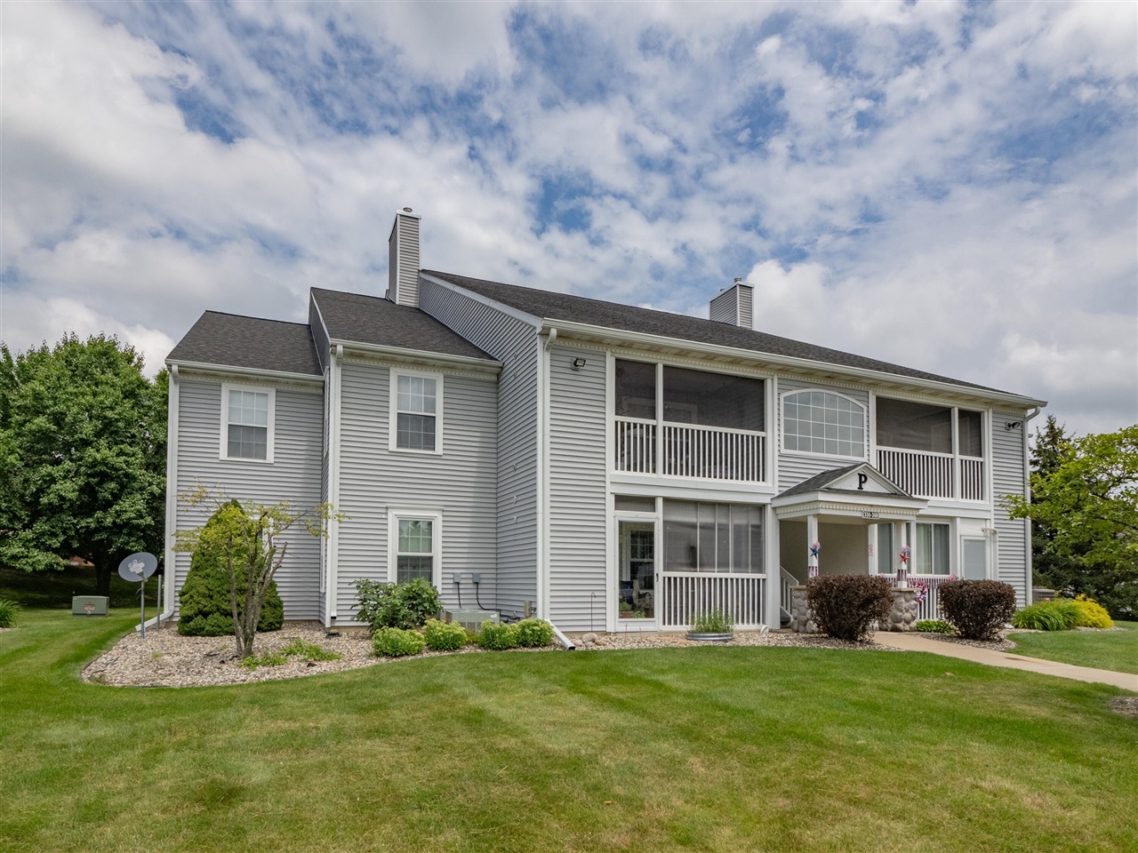 Westbrook Ct, Marshall, MI 49068
