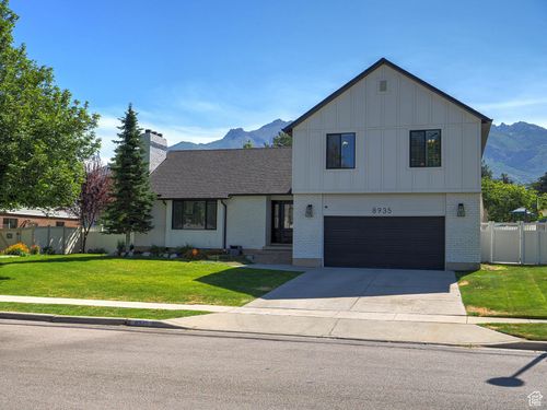 8935 S Sheffield Way, Sandy, UT, 84093-1711 | Card Image