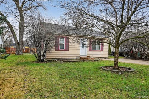 22641 Tulane Ave, Farmington Hills, MI, 48336-3658 | Card Image